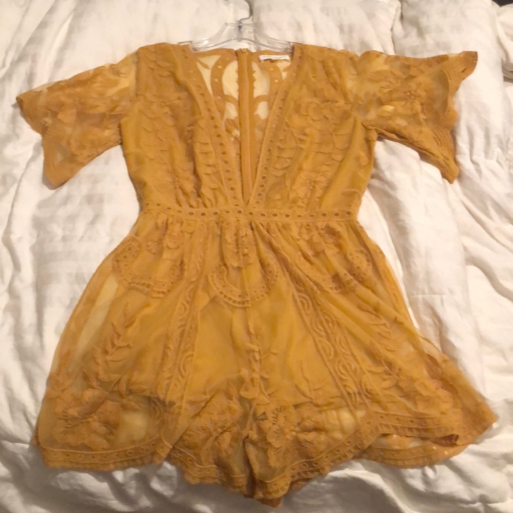 Yellow lace romper with lining